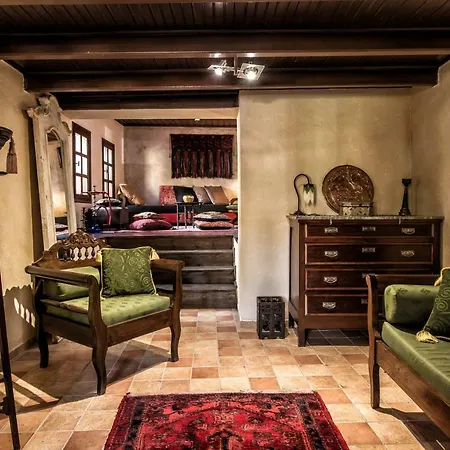 Lemuria Manor, Wine Dark Sea *