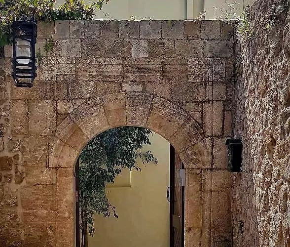 Lemuria Manor, Wine Dark Sea بيت للعطل *