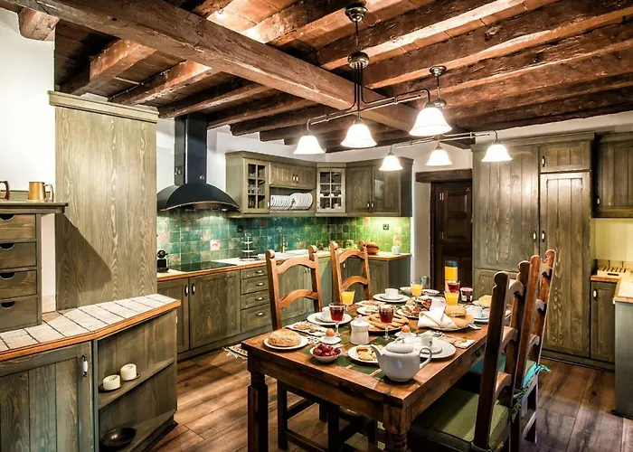 Lemuria Manor, Wine Dark Sea * Rhodes City