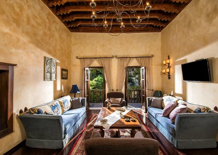 Lemuria Manor, Wine Dark Sea بيت للعطل