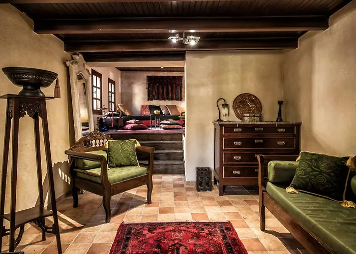 Lemuria Manor, Wine Dark Sea *